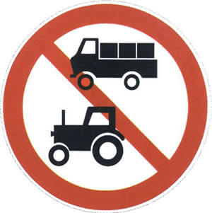 表示禁止标志上所示的两种车辆驶入标志